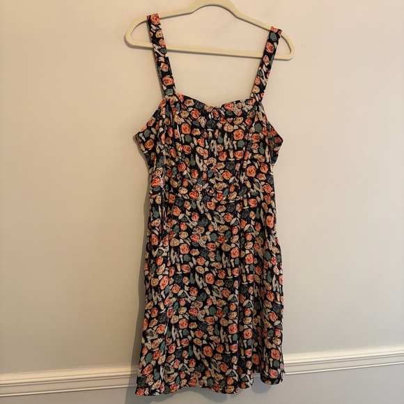 Forever 21 Dresses & Skirts - Forever 21 Floral Pocket dress Sz 1x 14 16